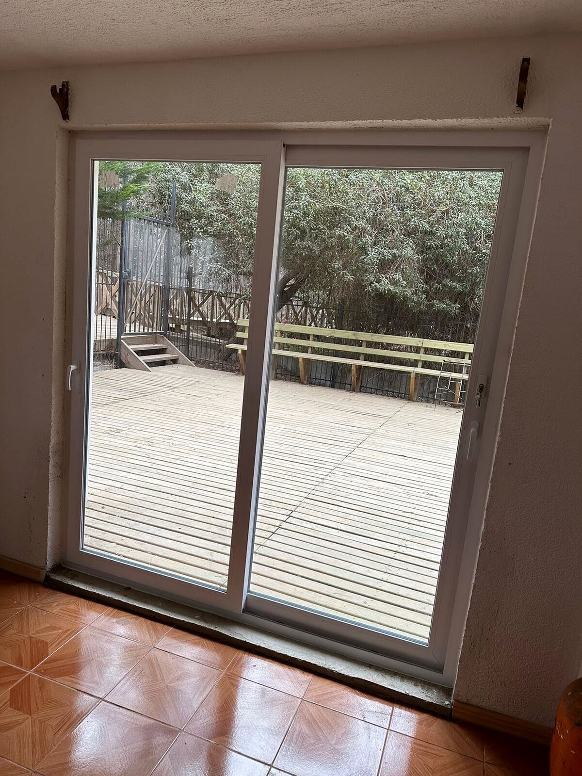 Ventana de PVC blanco con termopanel